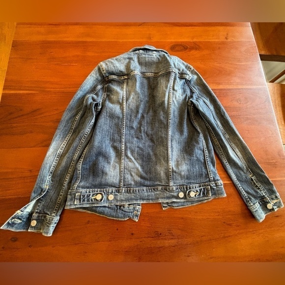Levi’s Jean Jacket - Picture 2 of 7